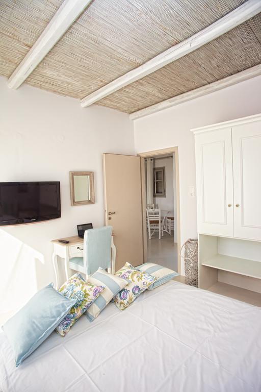 Artemis Seafront Apartments Πετρές Δωμάτιο φωτογραφία