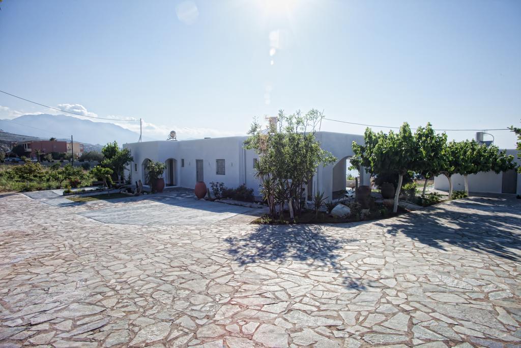 Artemis Seafront Apartments Πετρές Εξωτερικό φωτογραφία