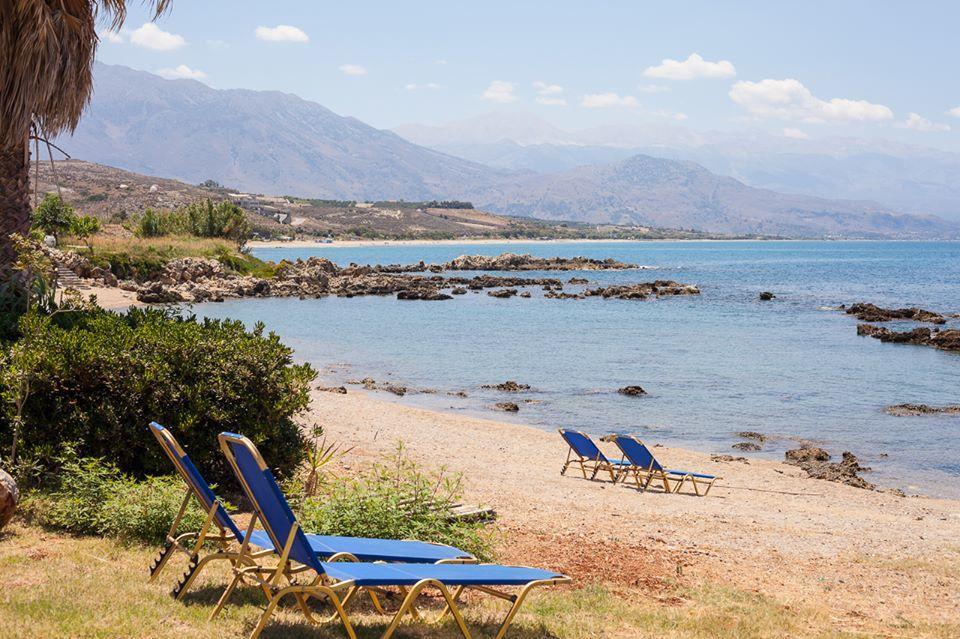 Artemis Seafront Apartments Πετρές Εξωτερικό φωτογραφία